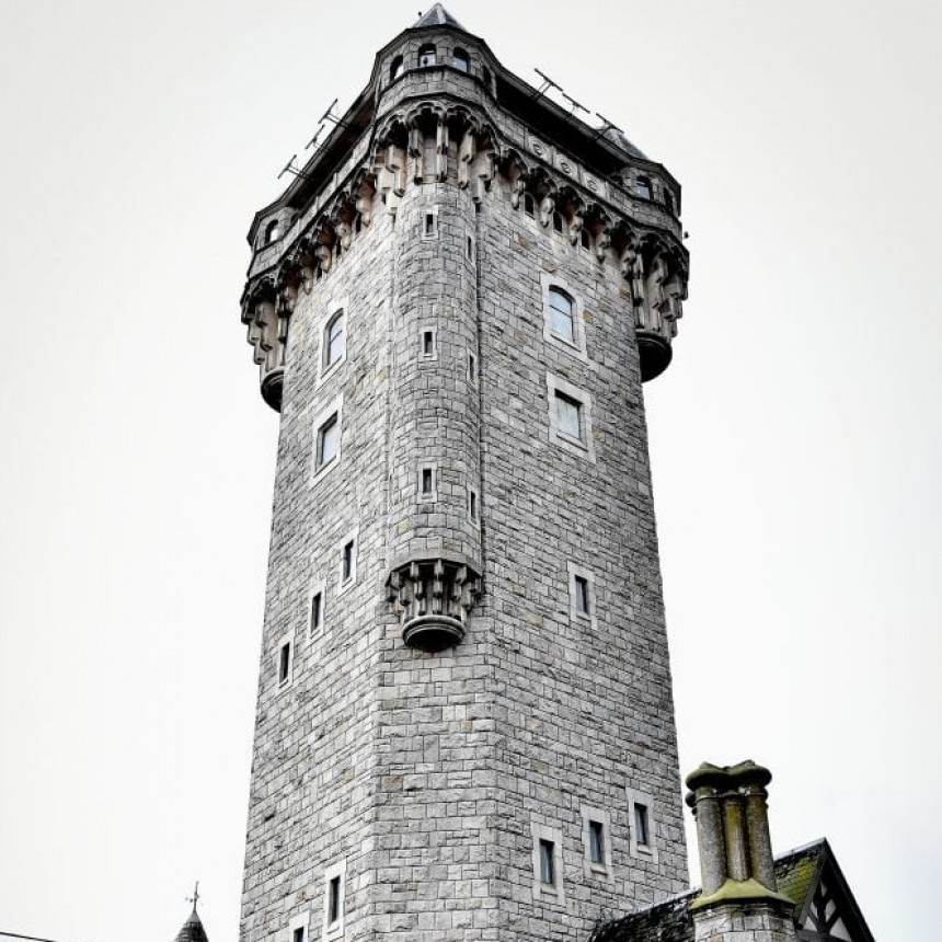 Cuando Charly García motivó una investigación en la Torre Tanque