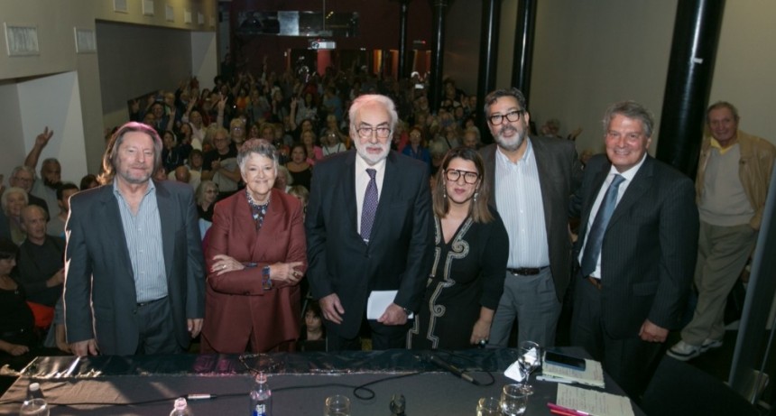 Juristas dicen que hay causales para hacer un juicio político al Presidente Javier Milei