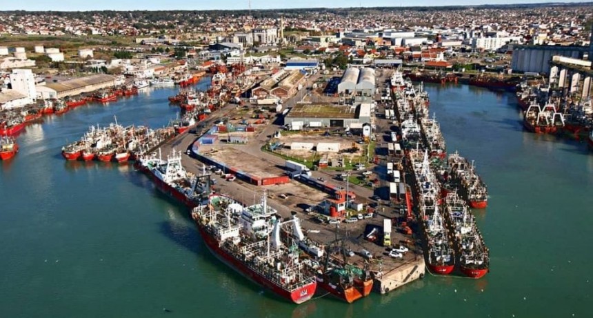 Planifican remover del puerto marplatense 470 mil metros cúbicos de sedimento