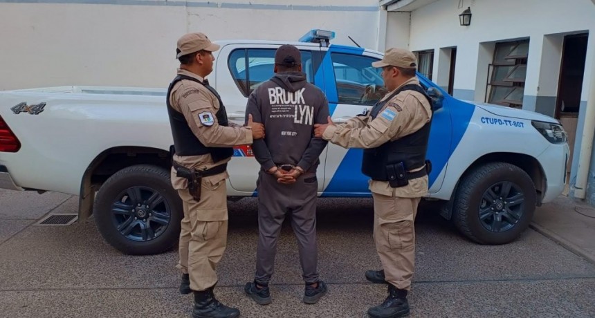 Prefectura detuvo a un miembro de una banda narco que tenía pedido de captura