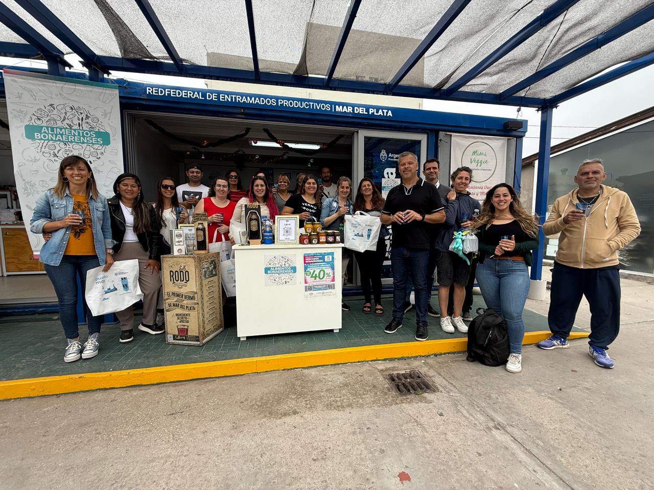 Mercados Bonaerenses desembarcó en el Paseo de la Banquina del puerto de Mar del Plata